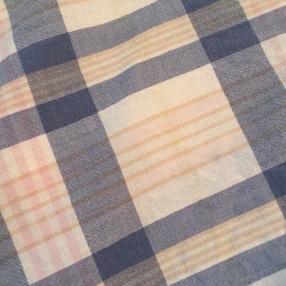 $10 item sale! Plaid pearl snap short sleeve shirt - Picture 7 of 7